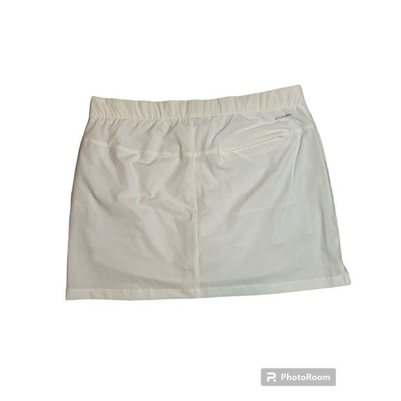 Columbia Tennis/golf/hiking skort - Picture 2 of 6